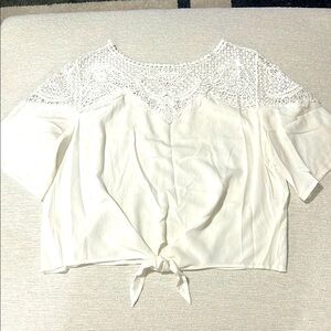 White Lace Detail Women's Top - size Small